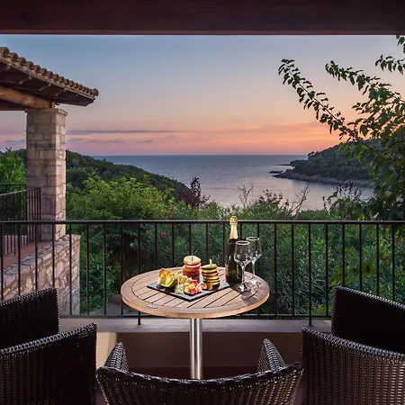 Movenpick Resort Agios Nikolaos Sivota Exterior photo
